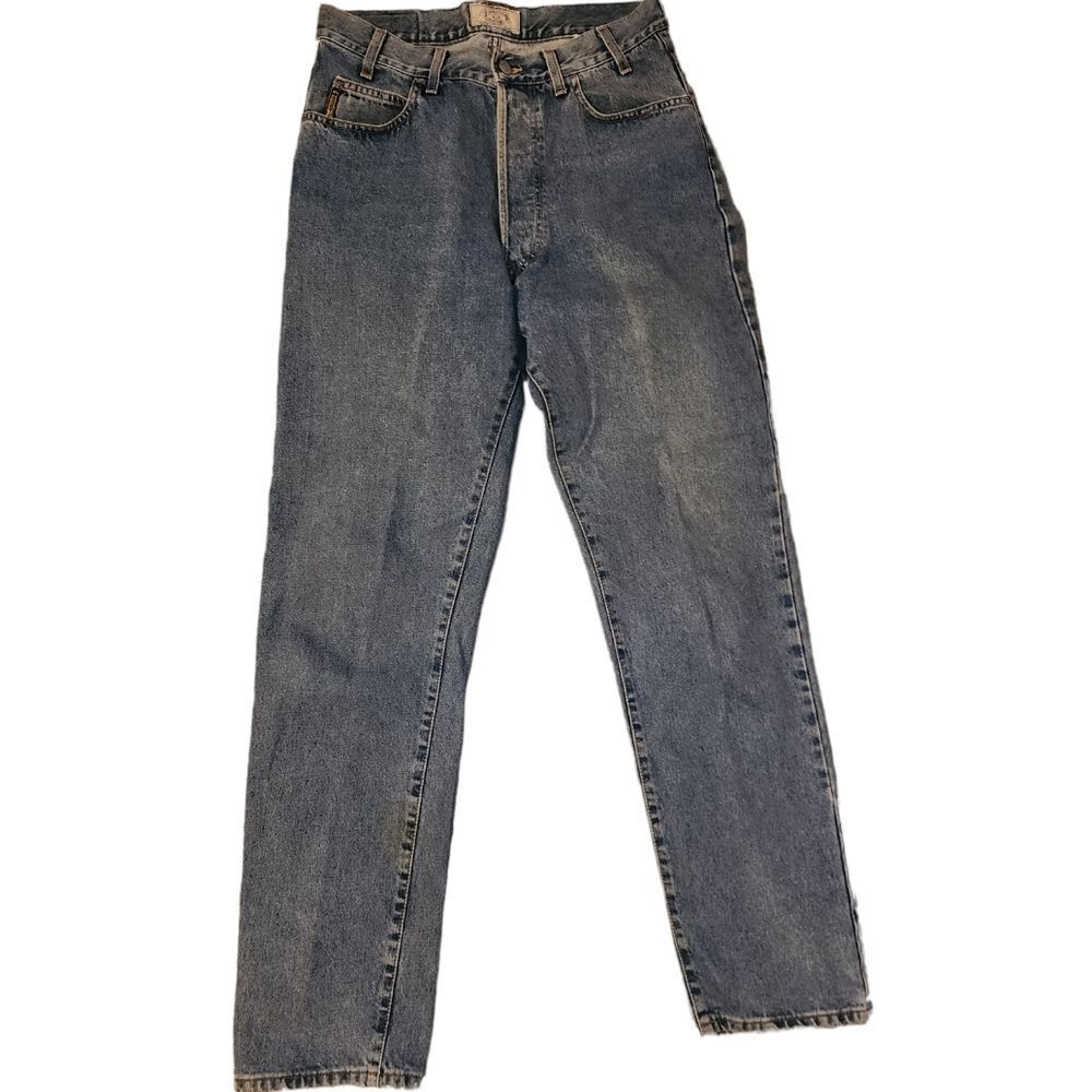 Vintage Mens Armani jeans. 30×32 relaxed fit. SIMON T